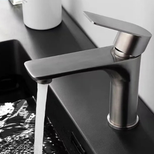 Vòi lavabo nóng lạnh inox sus 304 sơn tĩnh điện xám 20cm